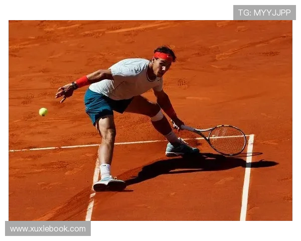 纳达尔红土滑步:脚踝受力点位移与击球瞬间重心制动的物理补偿 纳达尔红土滑步:脚踝受力点位移与击球瞬间重心制动的物理补偿